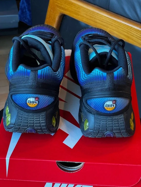 Nike Air Max DN SE. - Picture 4 of 6